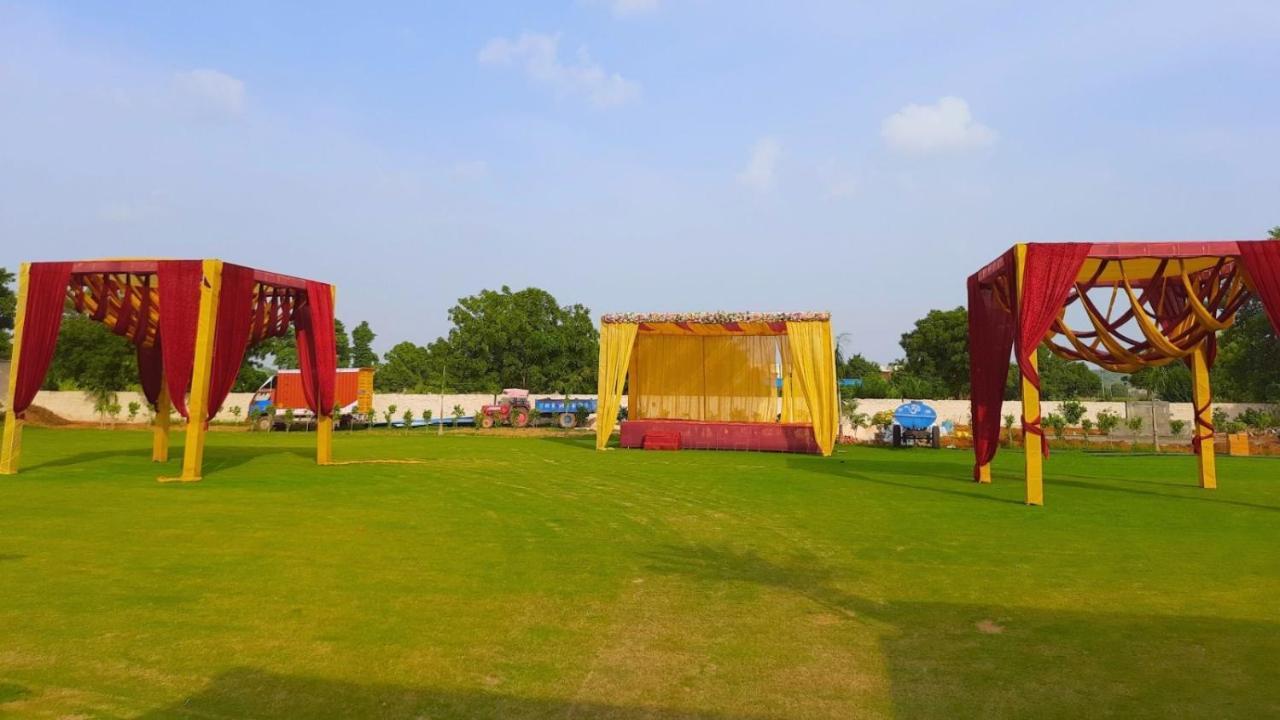グルガウン Wedlock Farms - Events Venueヴィラ エクステリア 写真